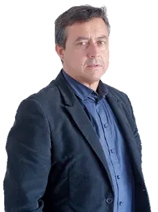 Fotografia de <?php echo e($person->translated->name); ?>, <?php echo e($work); ?>