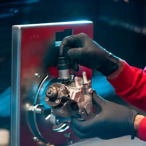 Reparação e Reconstrução de Bombas injetoras e Injetores